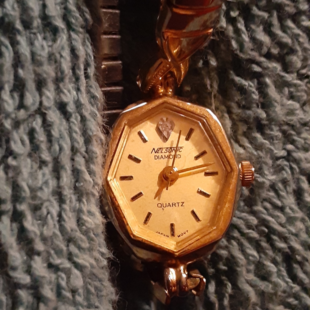 Diamond Gold Women's Quartz Watch